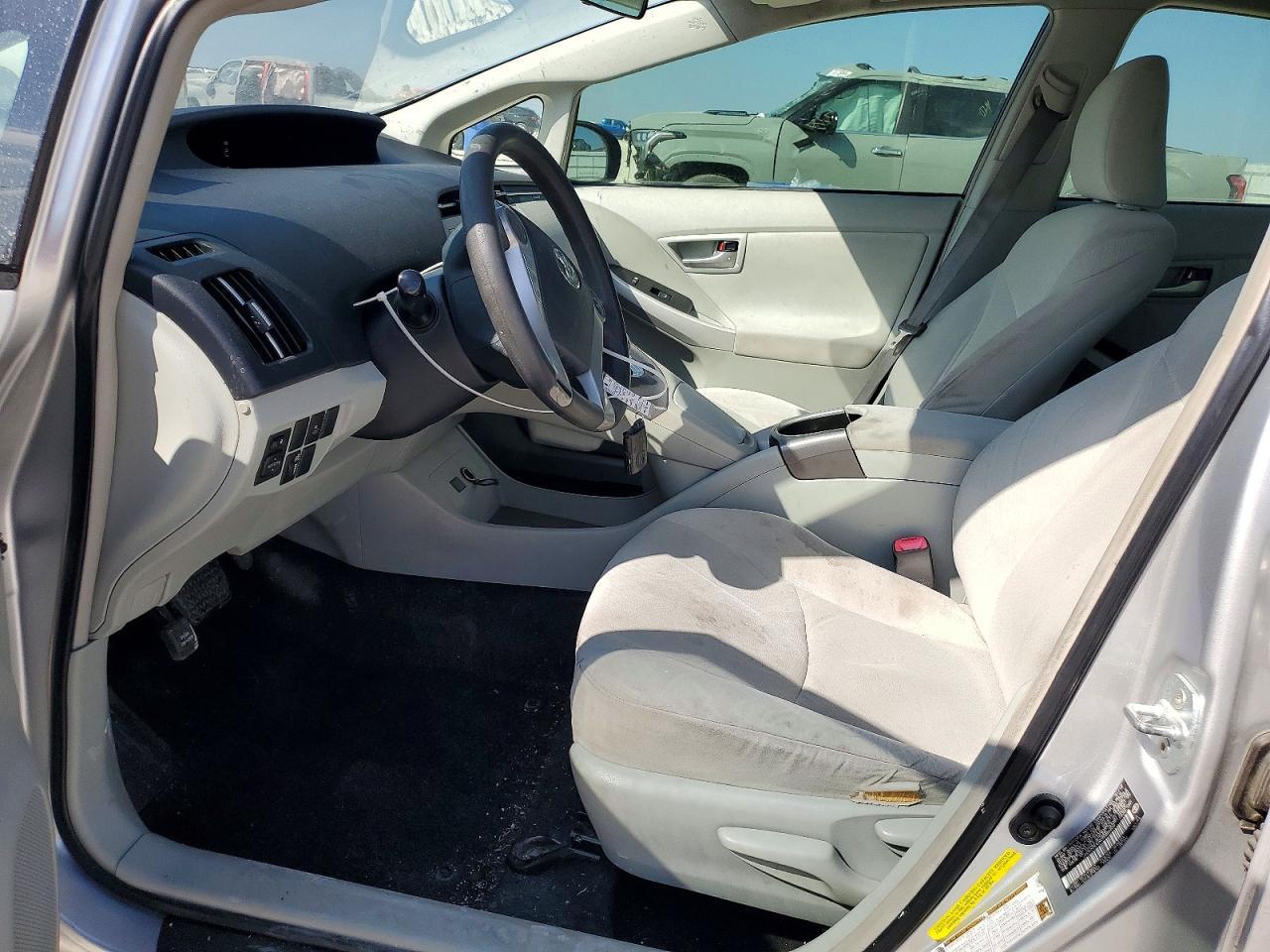 2012 TOYOTA PRIUS