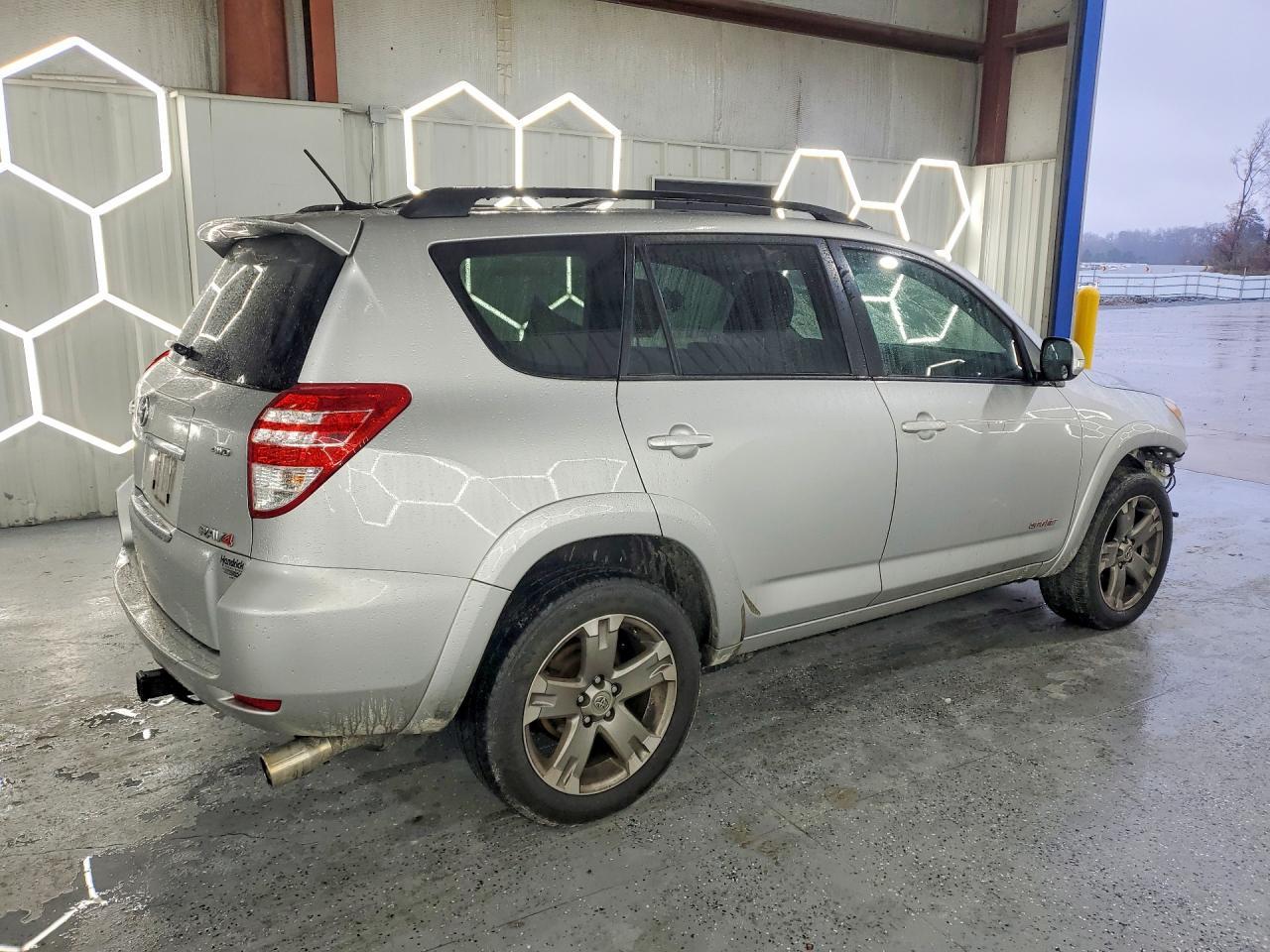 2010 TOYOTA RAV4