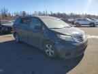 2011 TOYOTA SIENNA