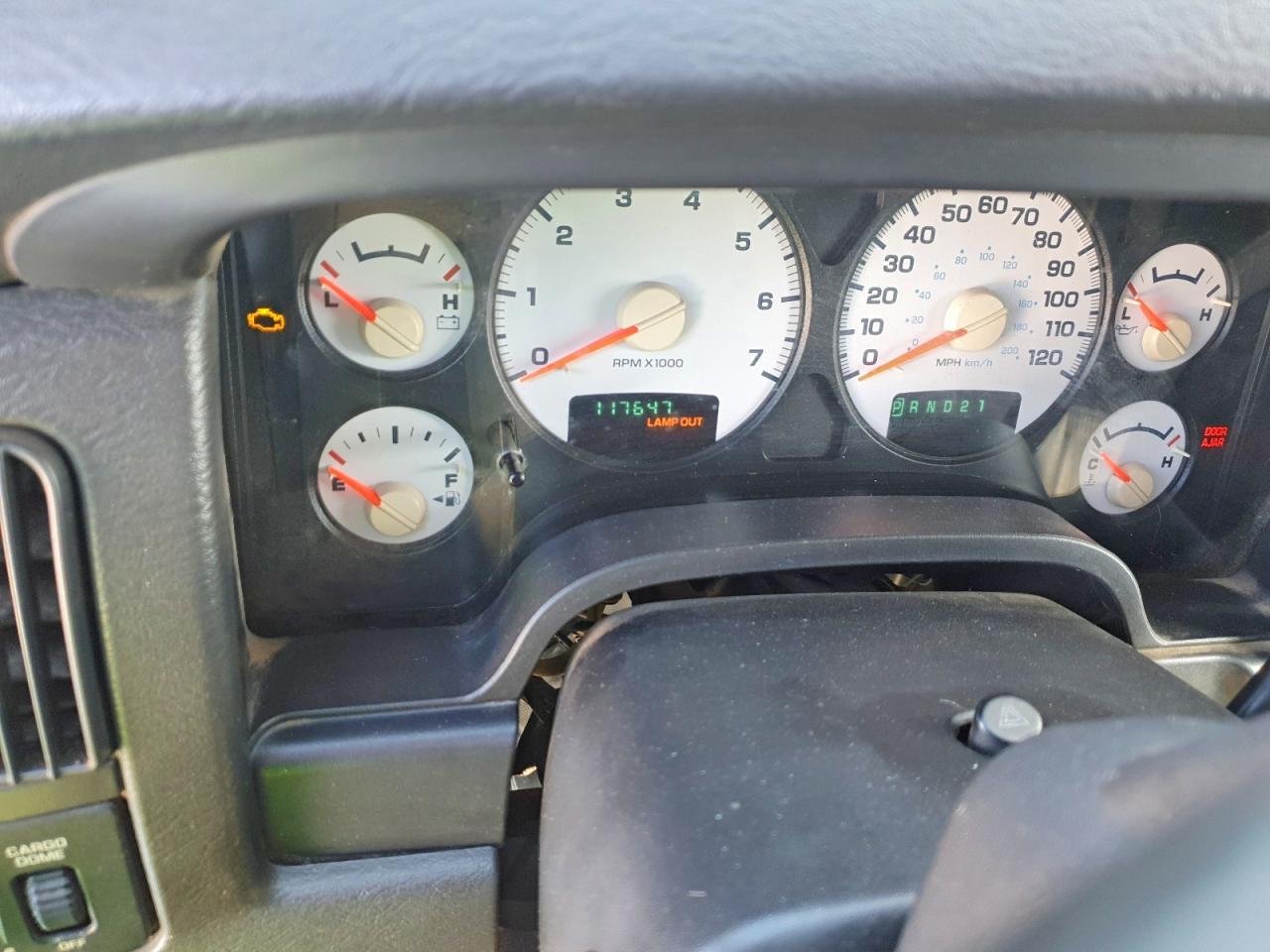 2004 DODGE RAM 1500