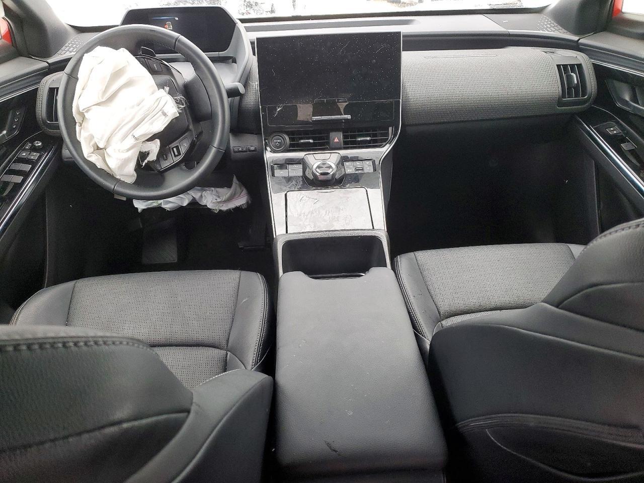 2023 SUBARU Solterra