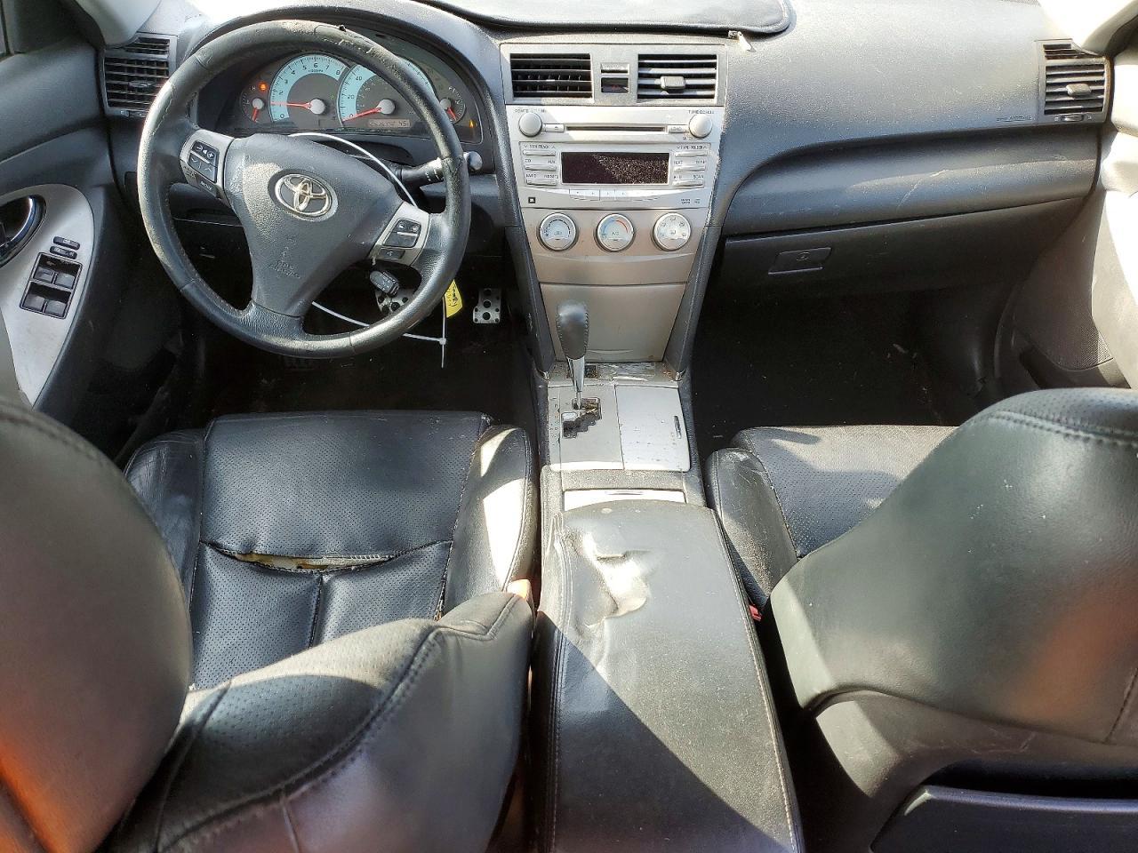 2010 TOYOTA CAMRY