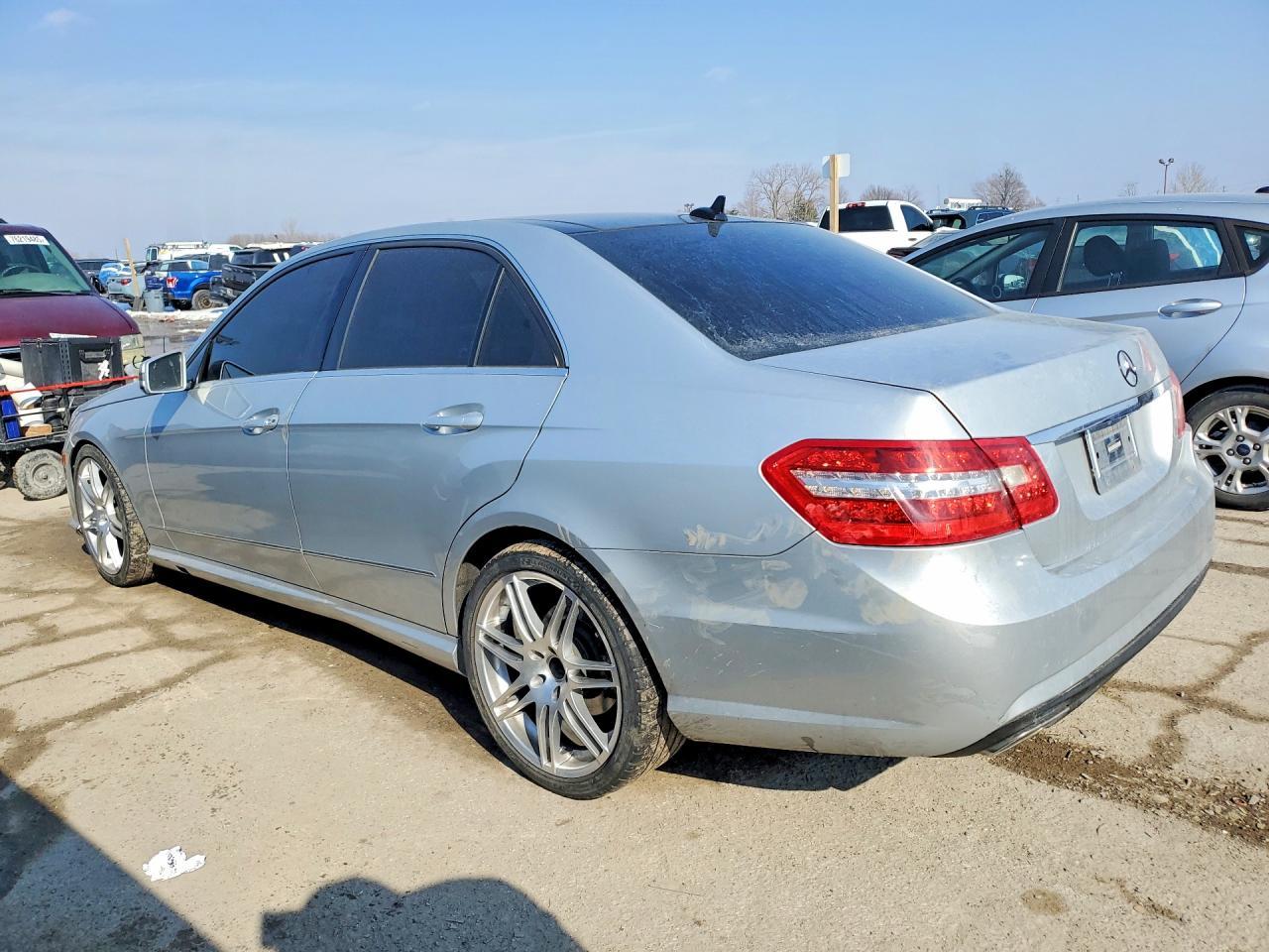 2011 MERCEDES-BENZ E-Class