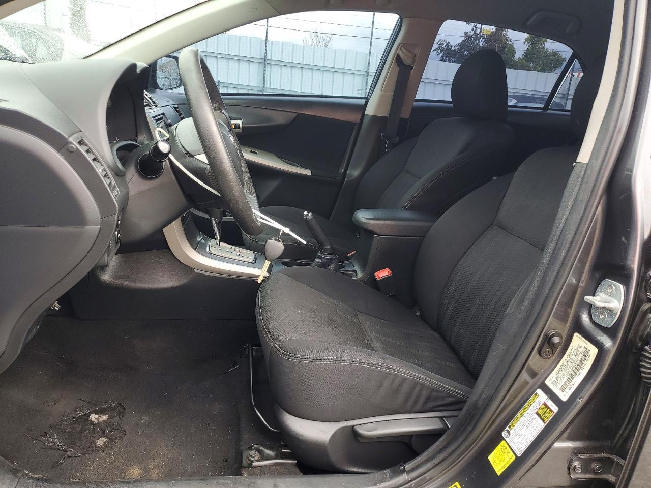 2013 TOYOTA COROLLA