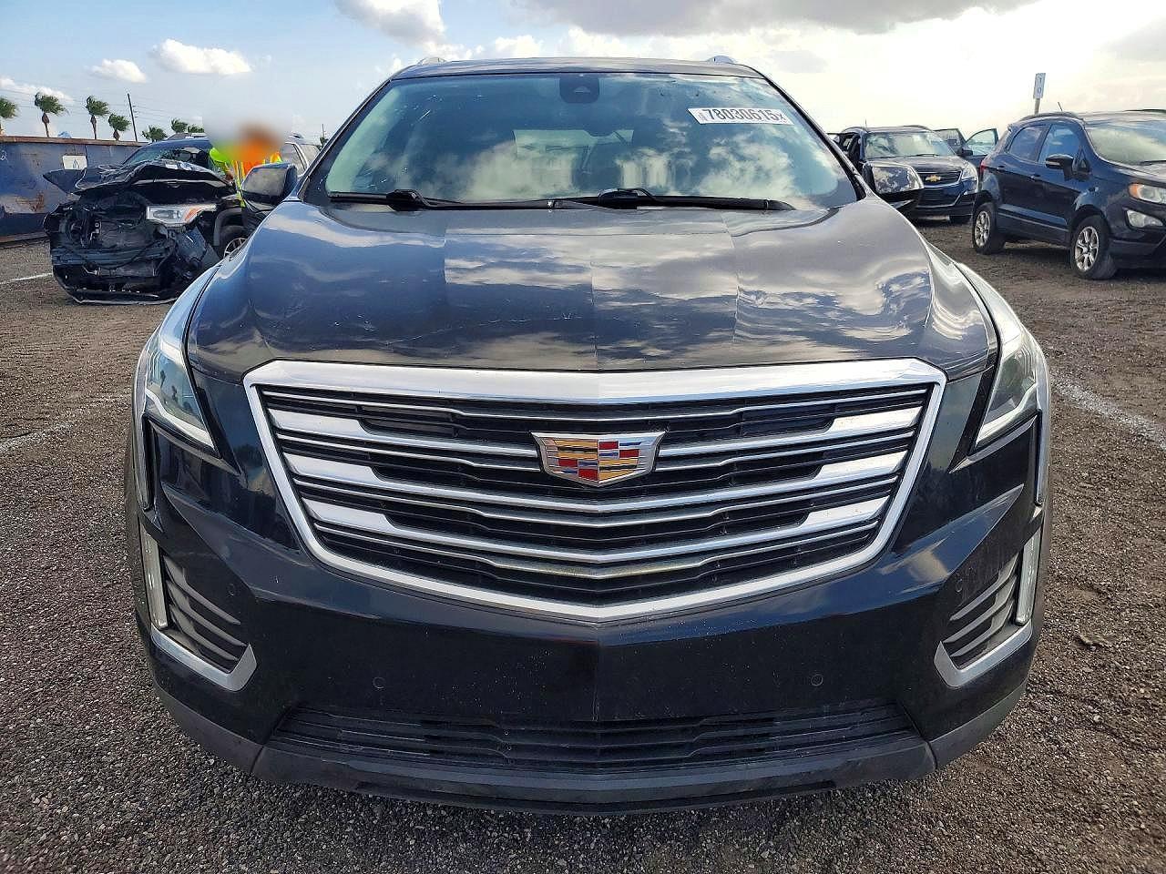 2017 CADILLAC XT5