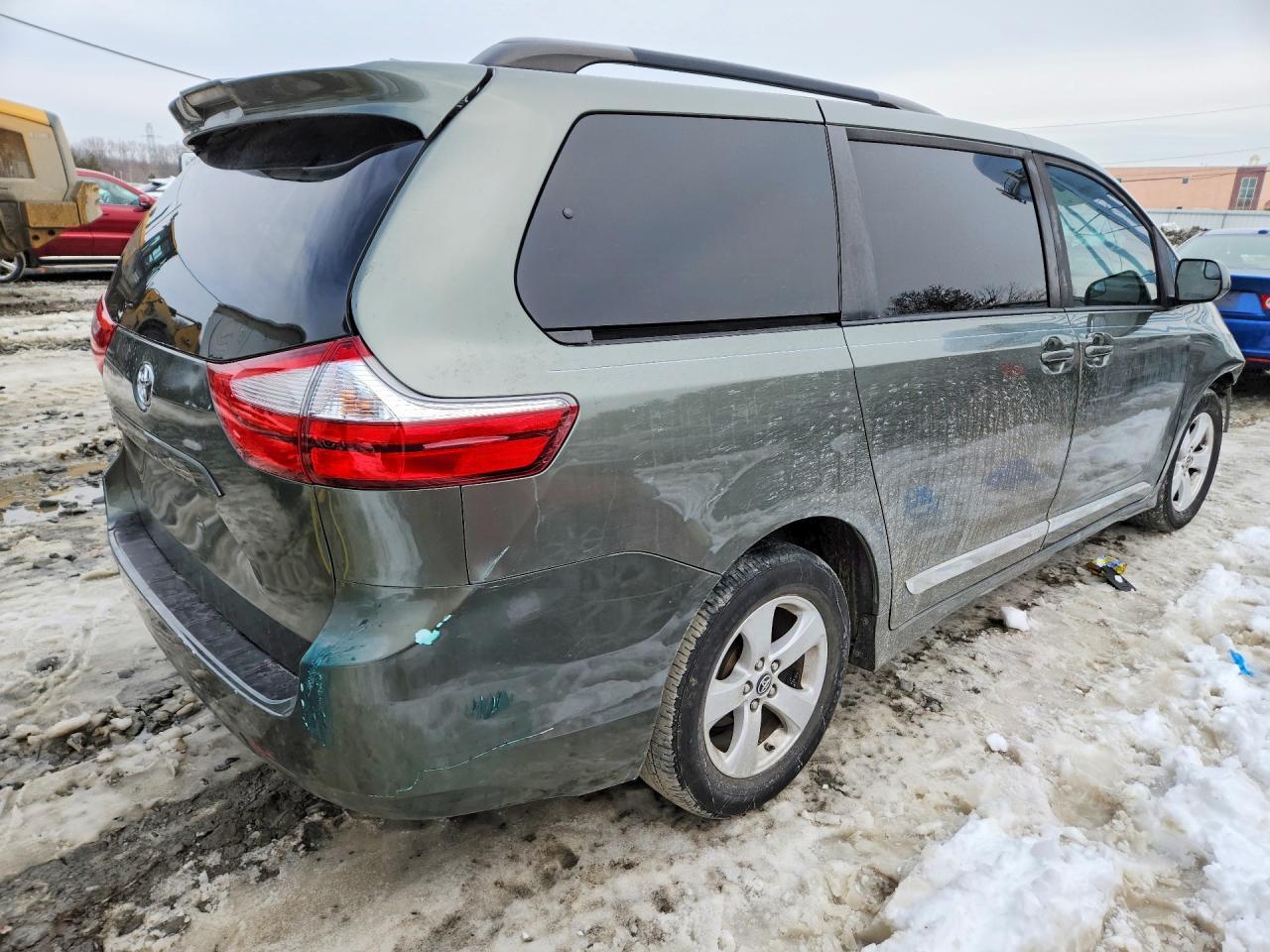 2019 TOYOTA SIENNA