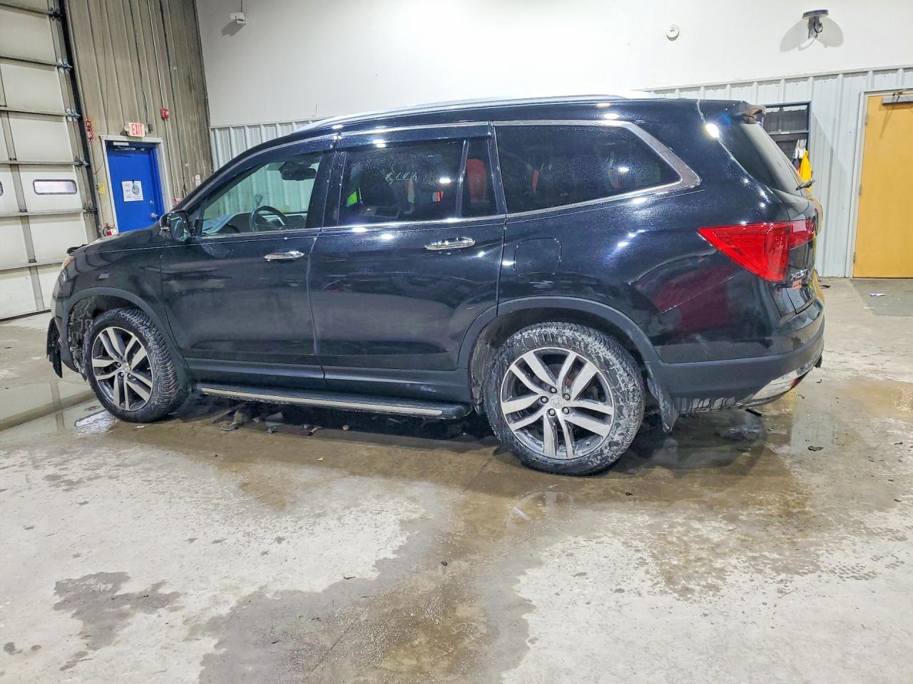 2017 HONDA PILOT