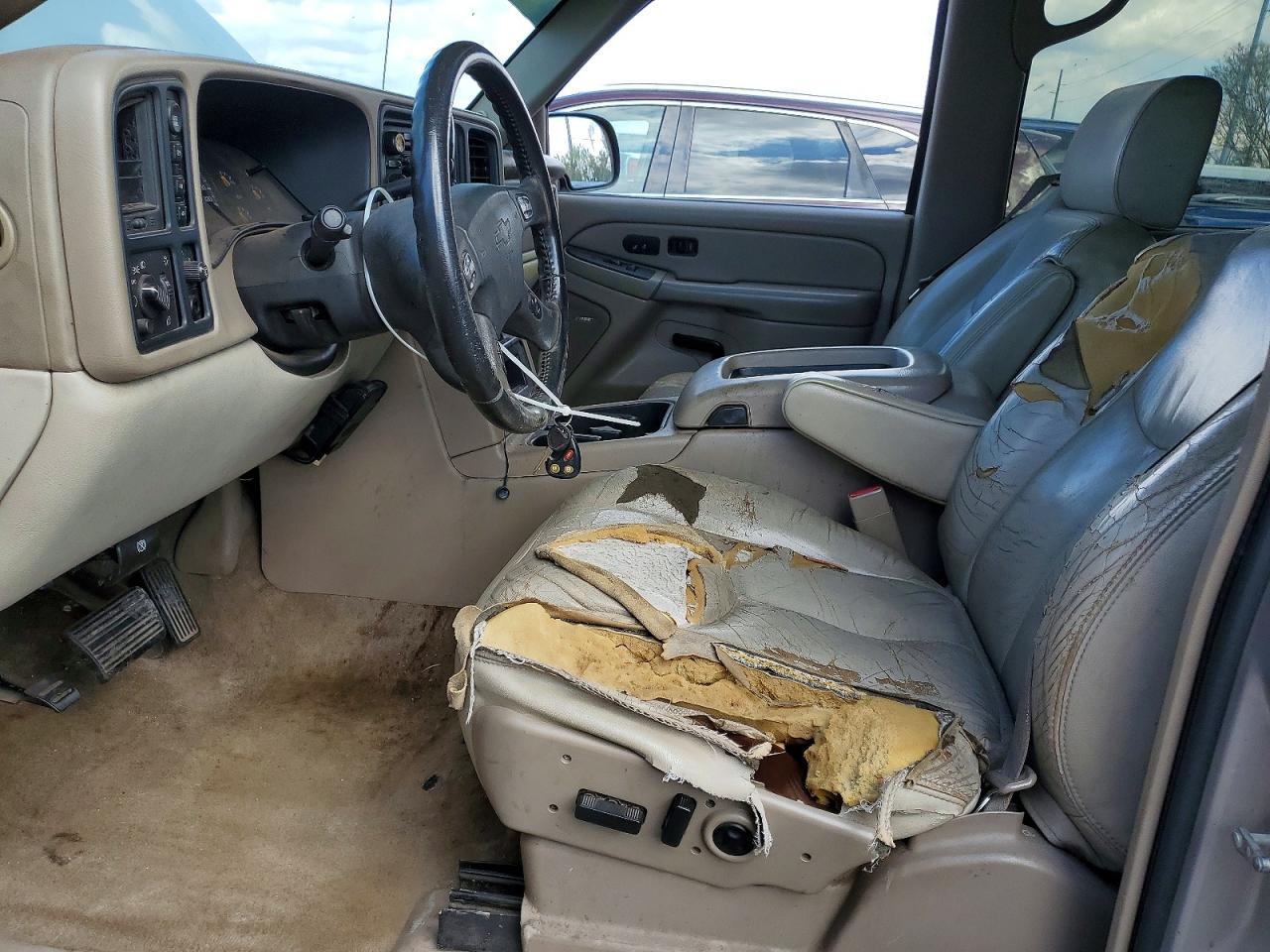 2005 CHEVROLET Suburban