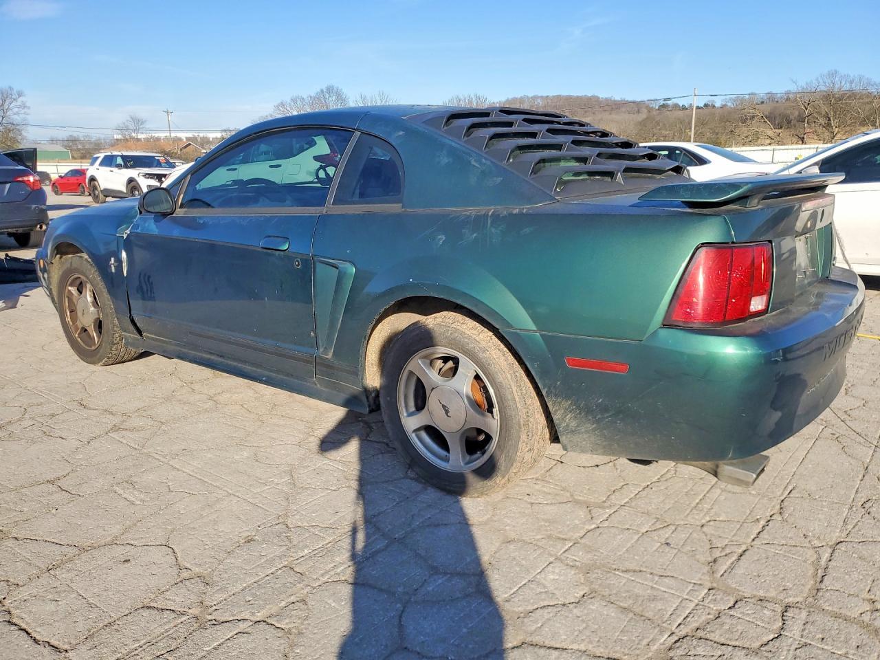 2001 FORD MUSTANG