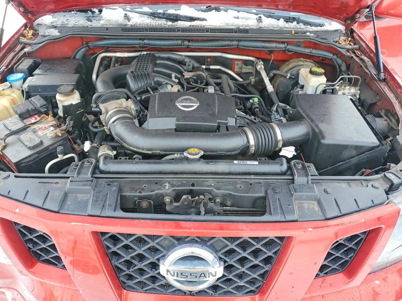 2012 NISSAN Frontier