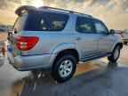 2004 TOYOTA Sequoia