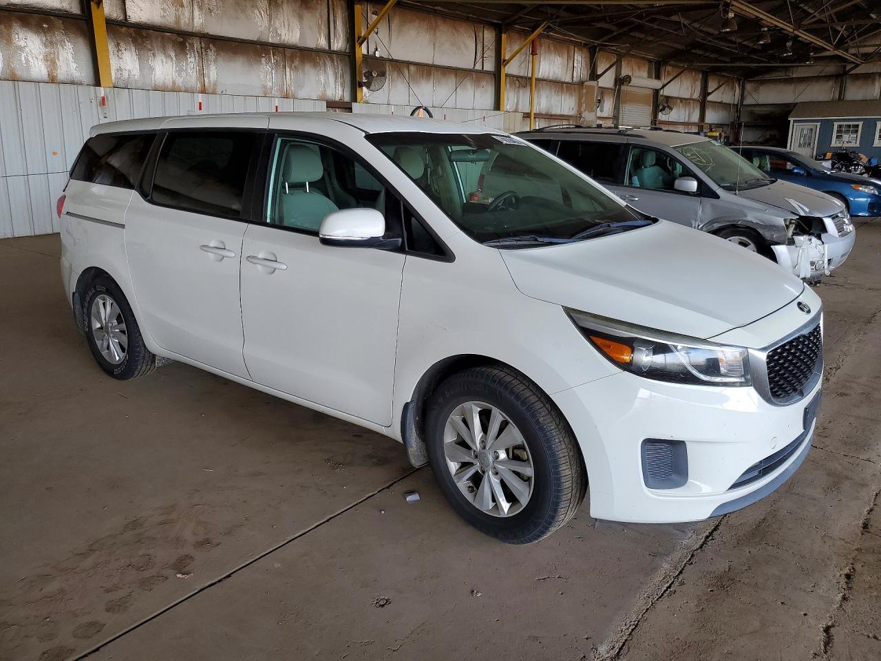 2017 KIA SEDONA
