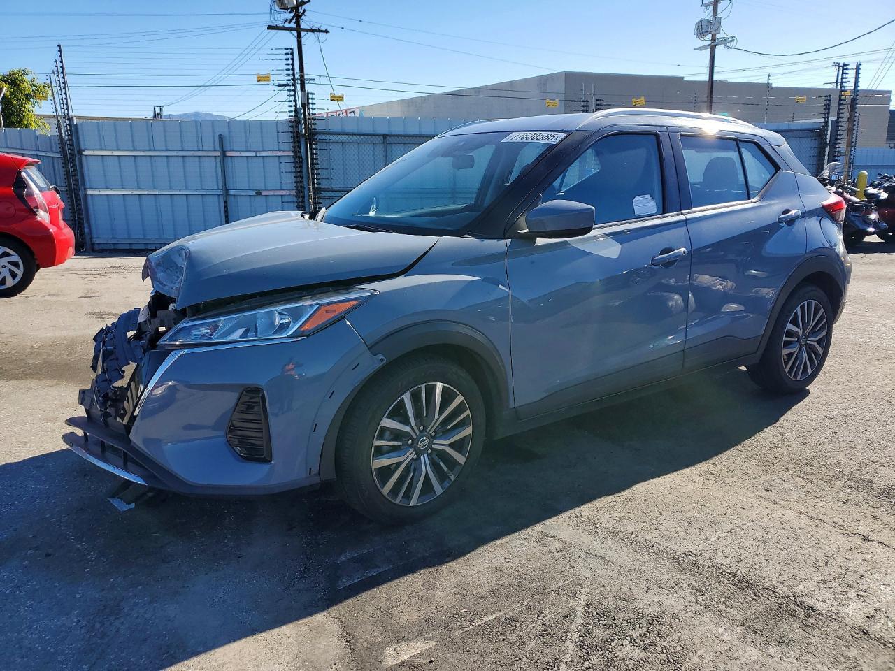 2021 NISSAN KICKS