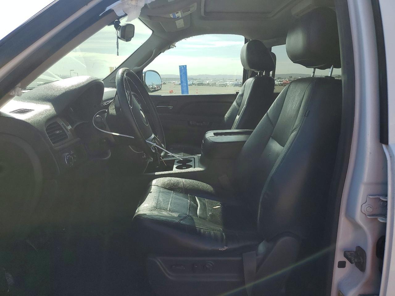 2012 CHEVROLET Tahoe