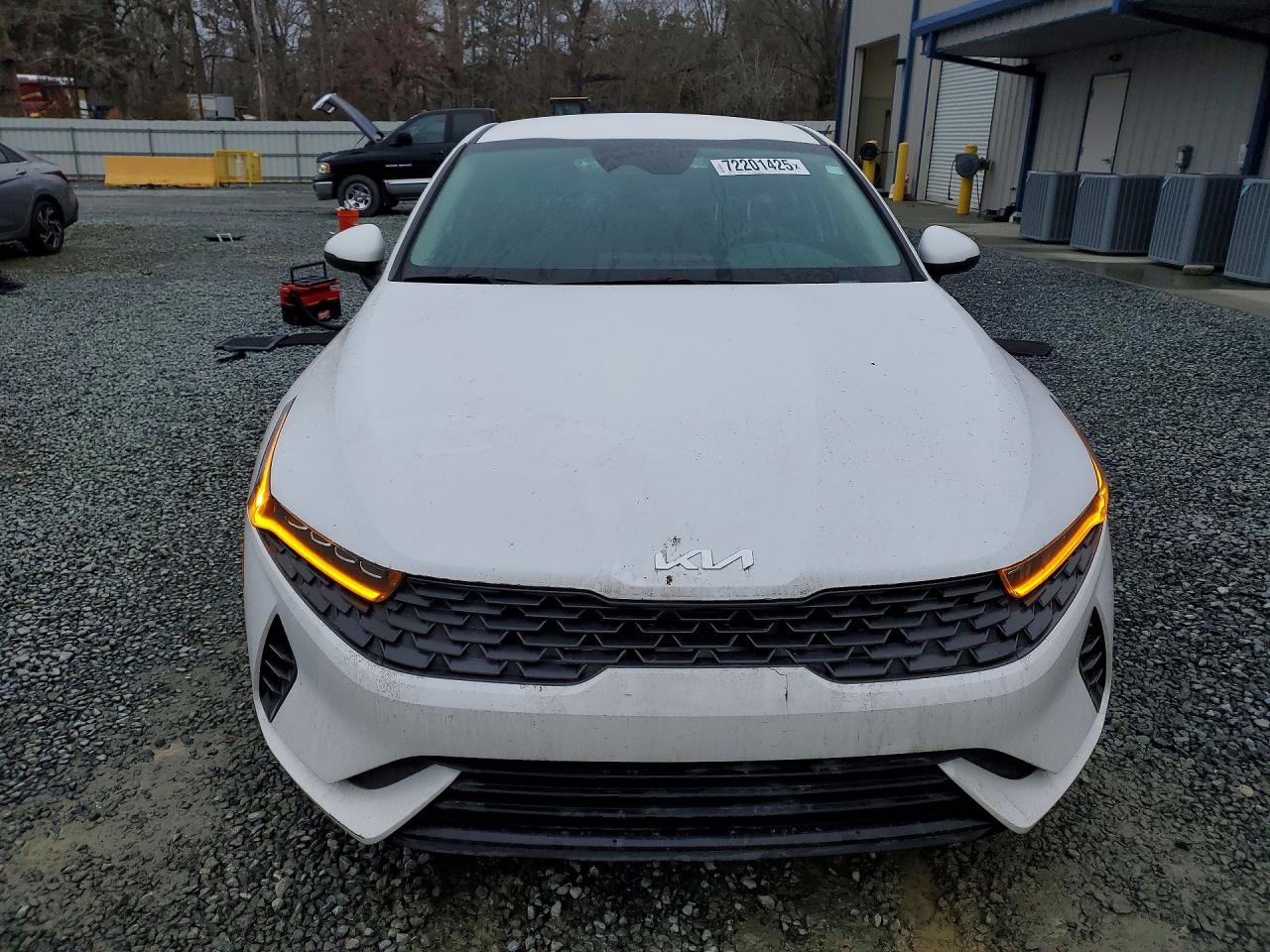 2023 KIA K5