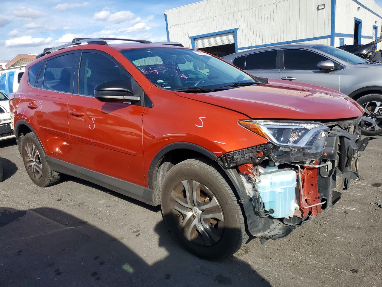 2016 TOYOTA RAV4