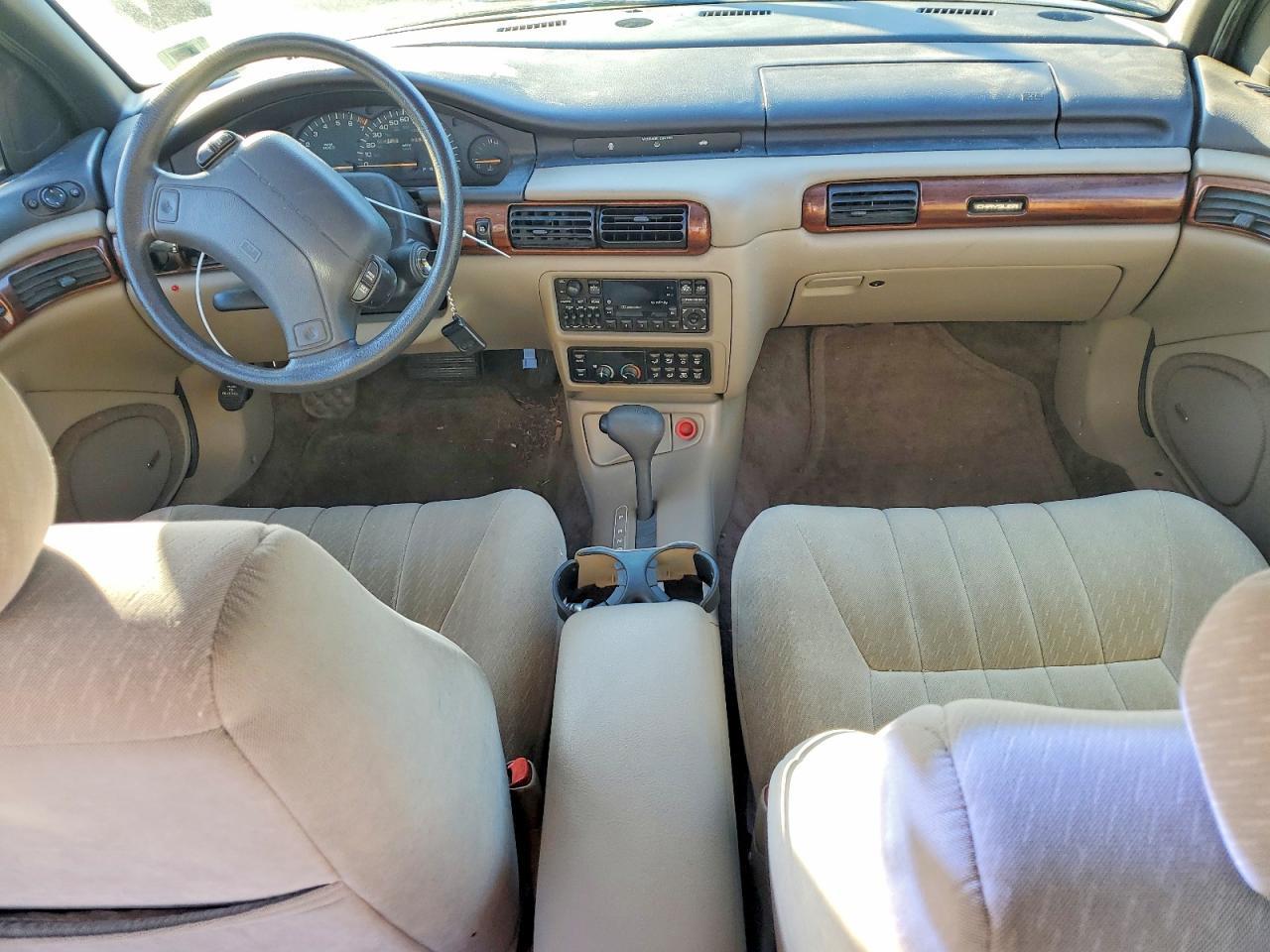 1993 CHRYSLER Concorde