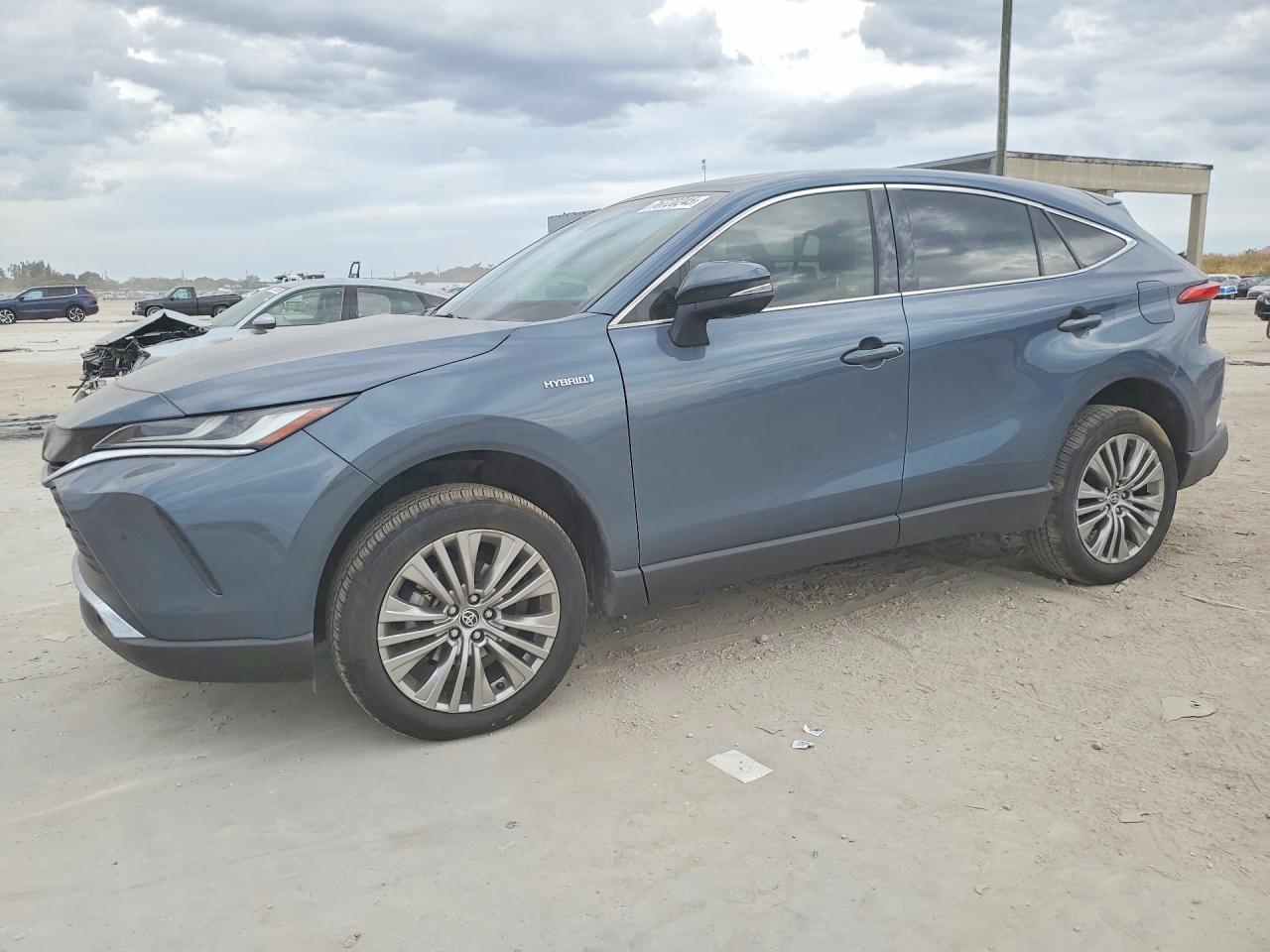 2021 TOYOTA VENZA