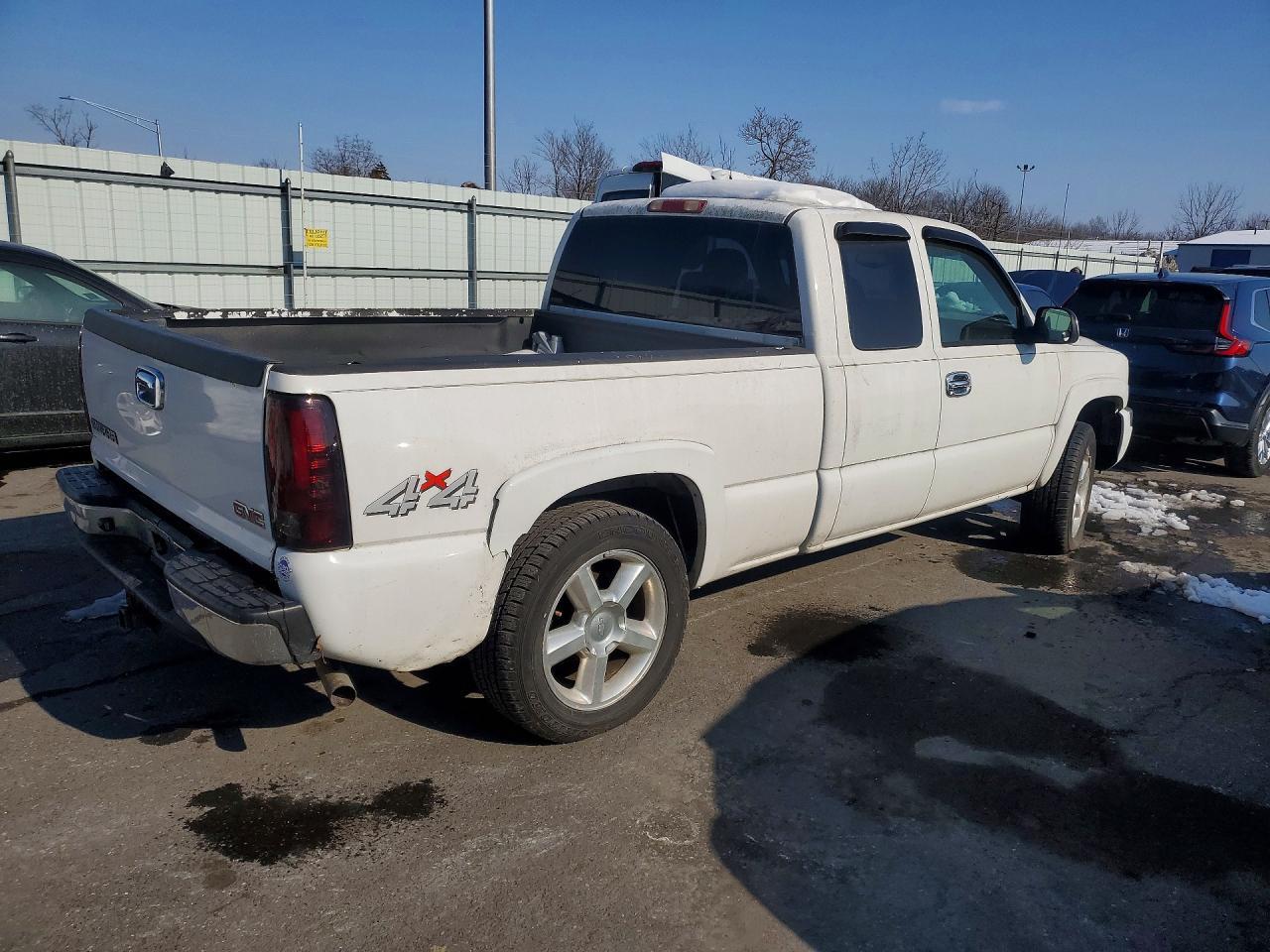 2004 GMC SIERRA 1500