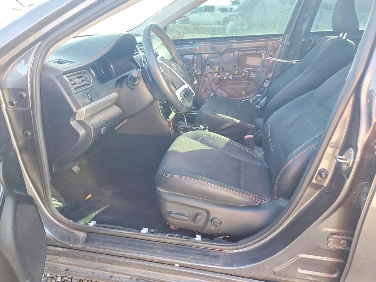 2017 TOYOTA CAMRY