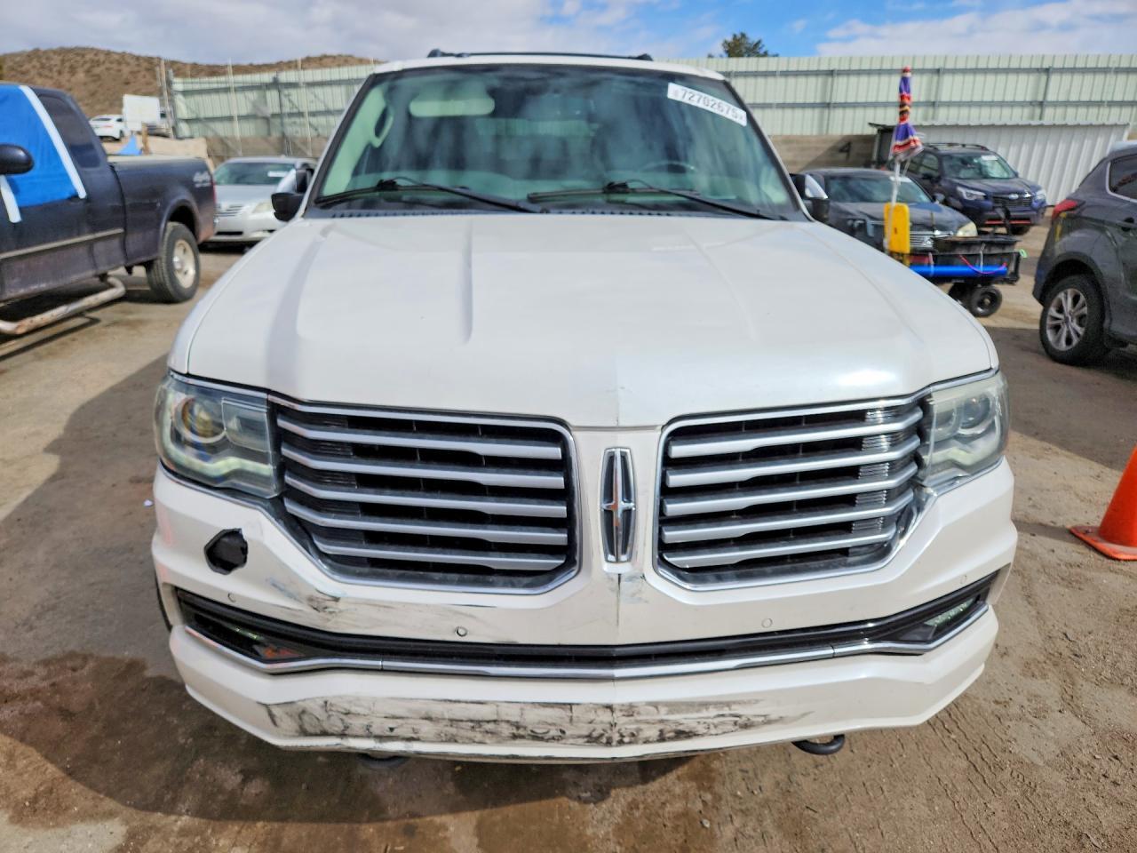 2015 LINCOLN Navigator