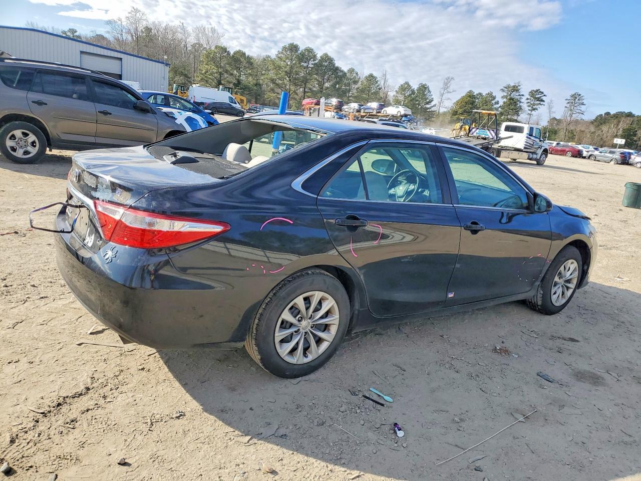 2017 TOYOTA CAMRY