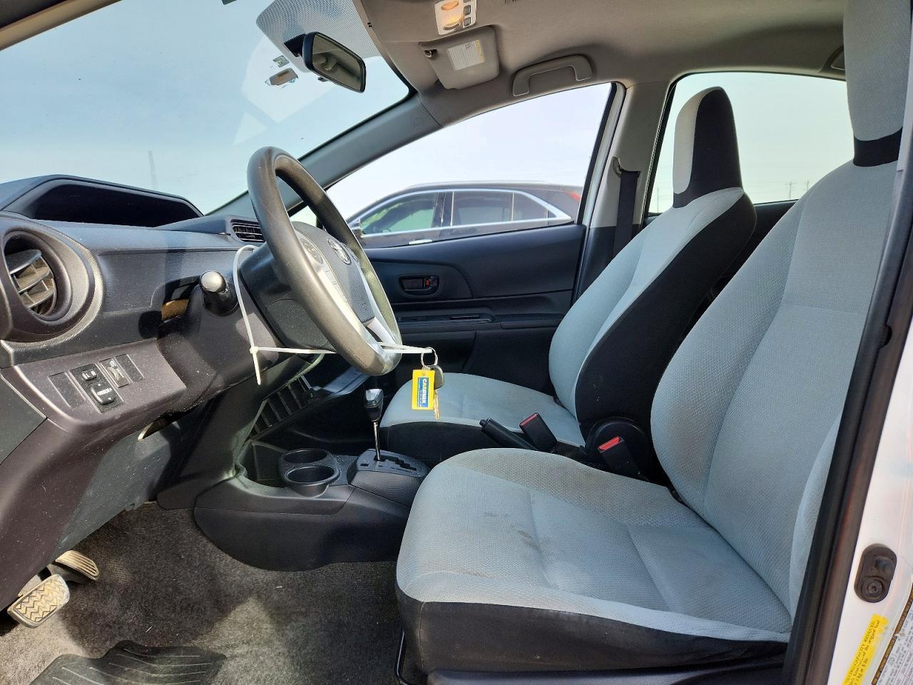2015 TOYOTA Prius c