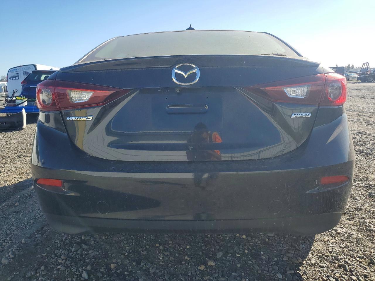 2014 MAZDA 3