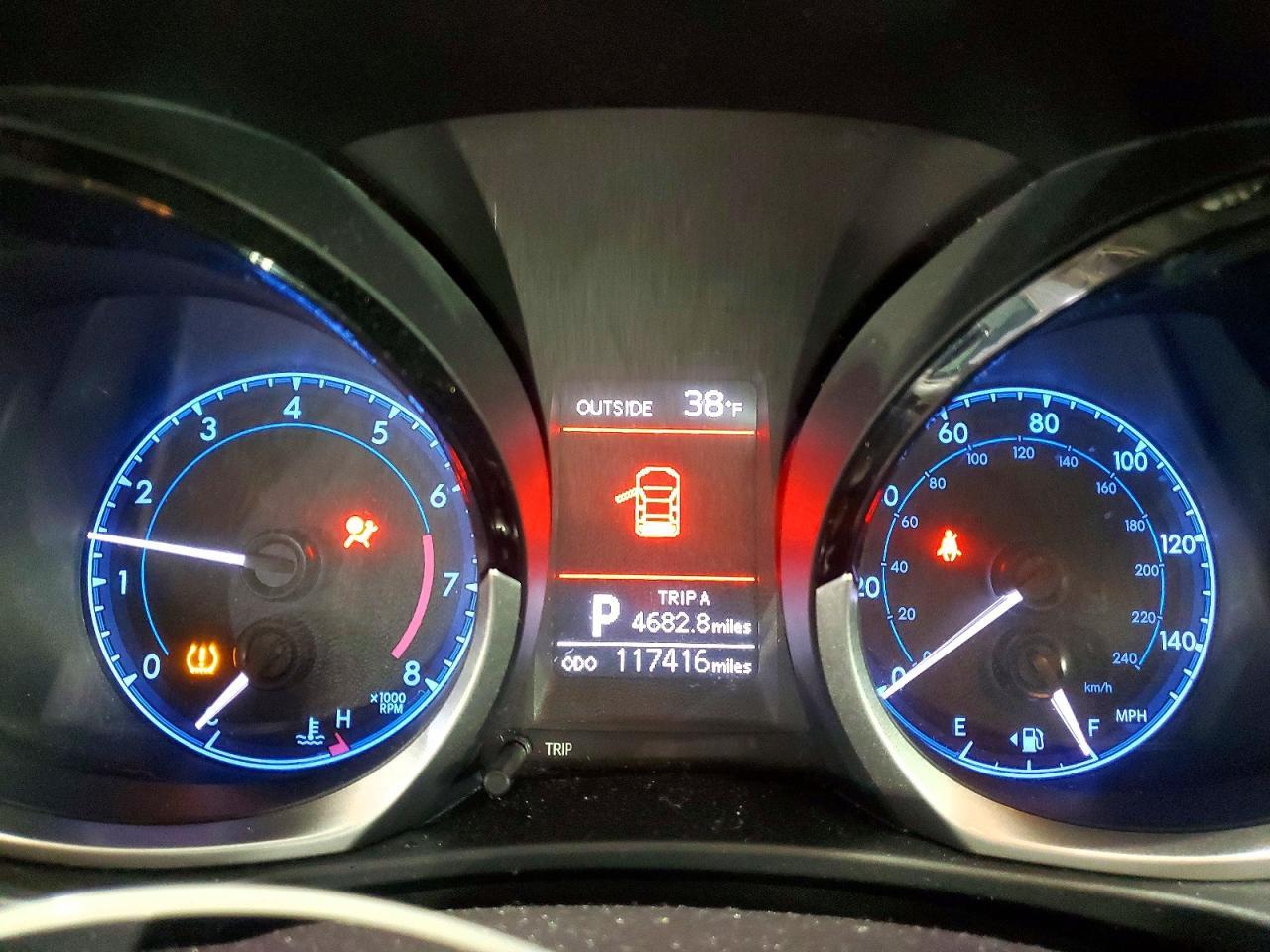 2015 TOYOTA COROLLA