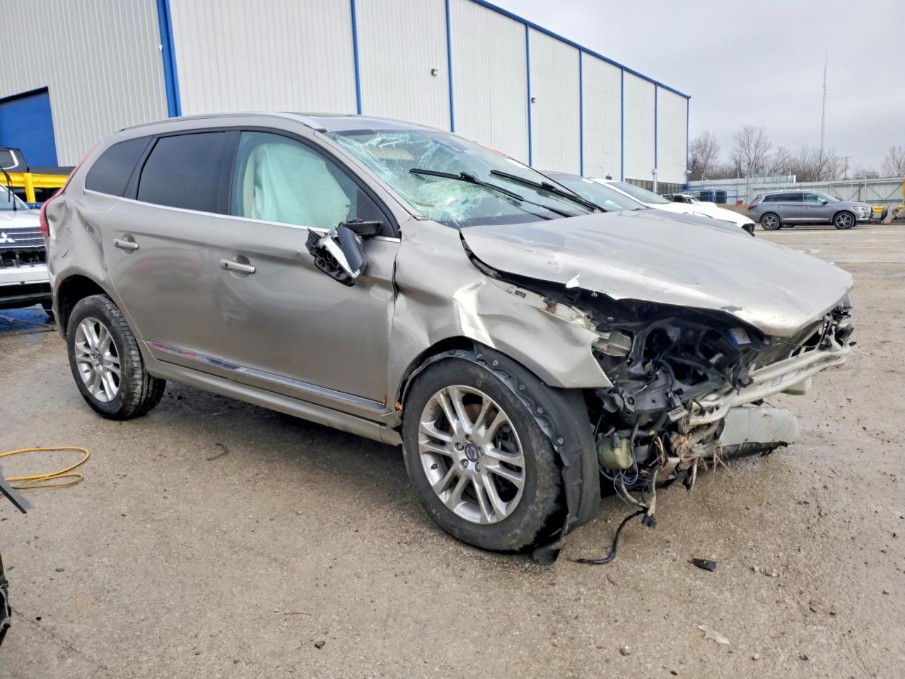 2014 VOLVO XC60