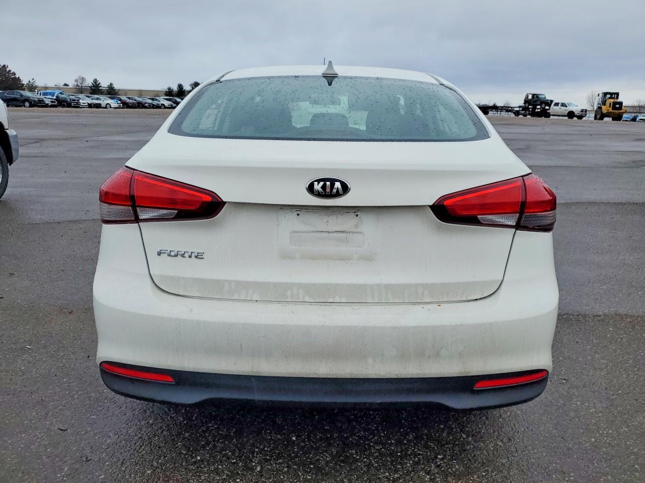 2017 KIA FORTE