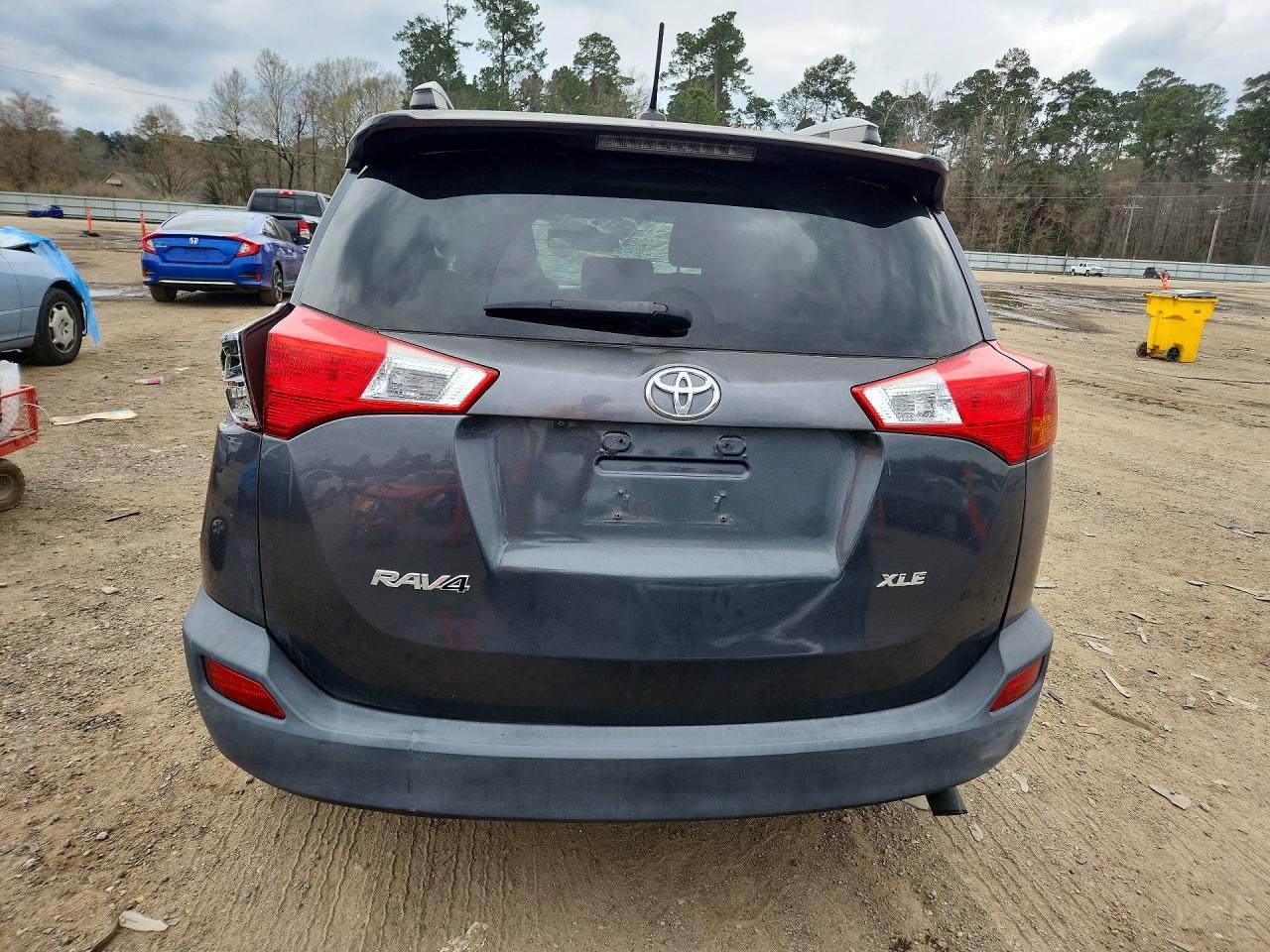 2015 TOYOTA RAV4