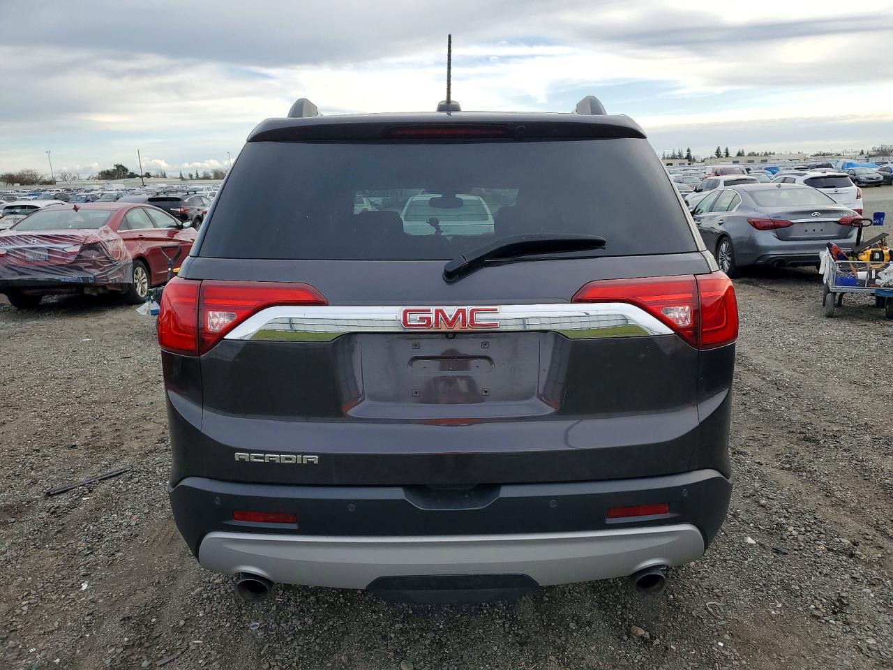 2017 GMC ACADIA