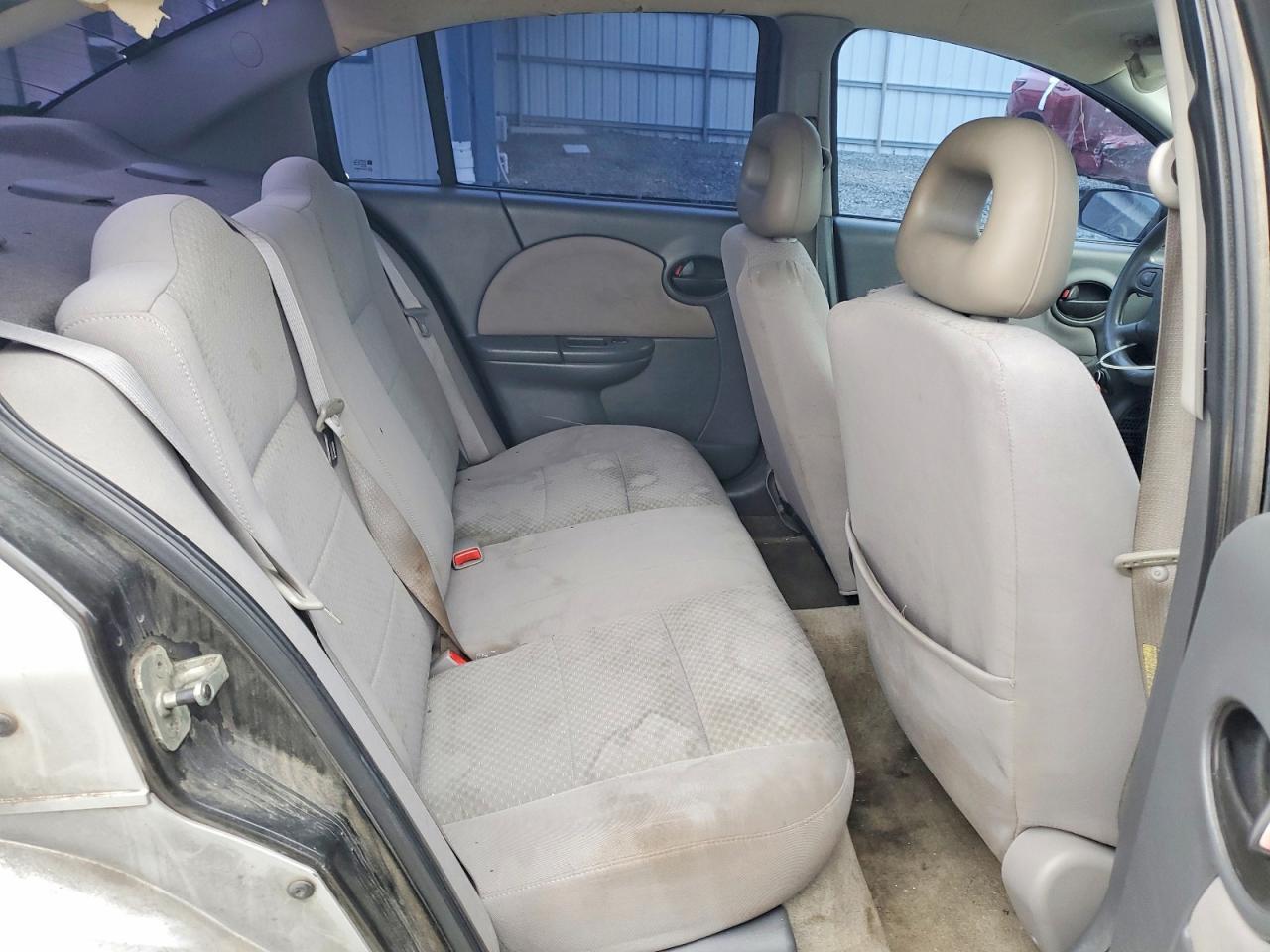 2005 SATURN Ion