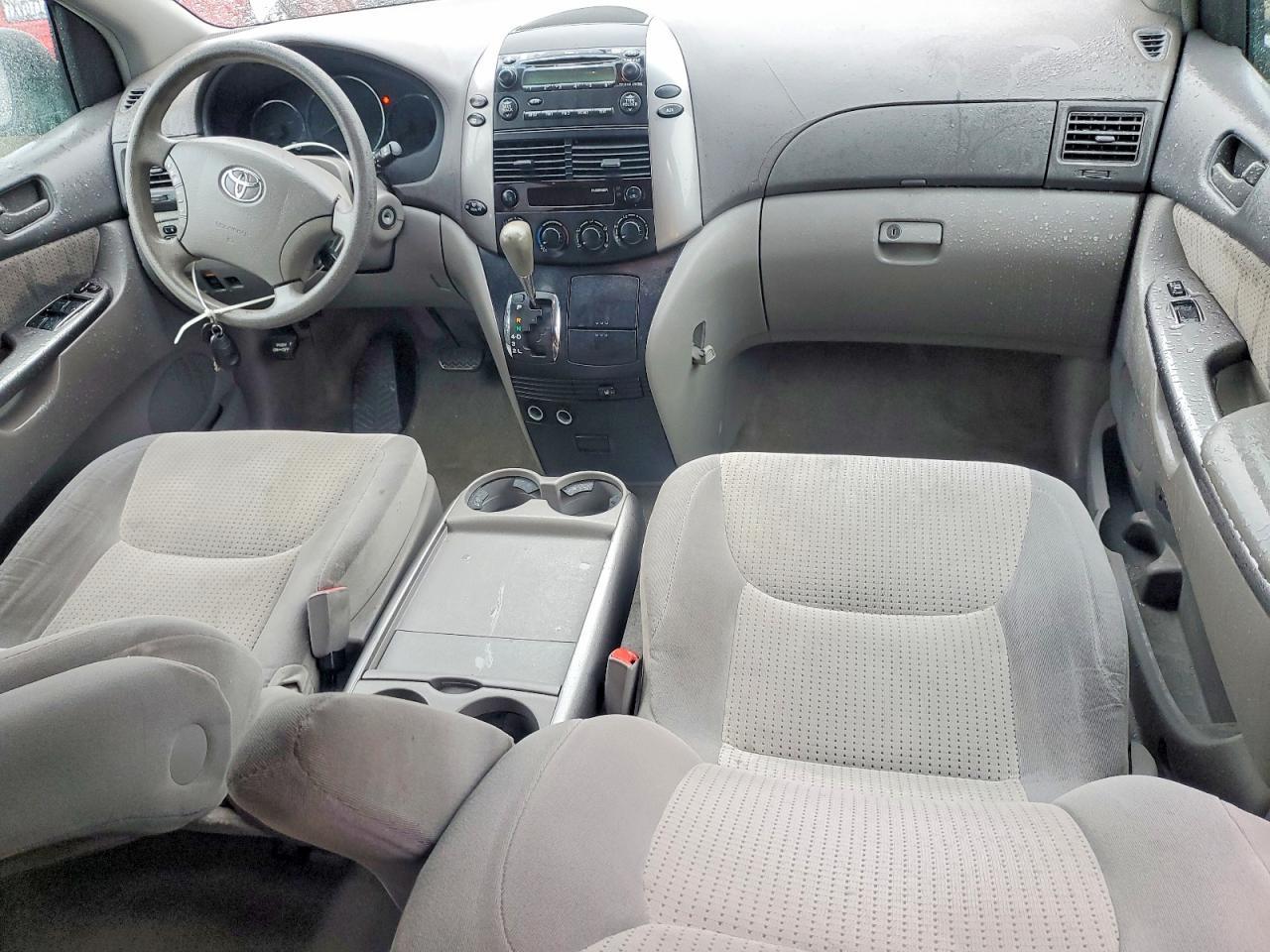2007 TOYOTA SIENNA