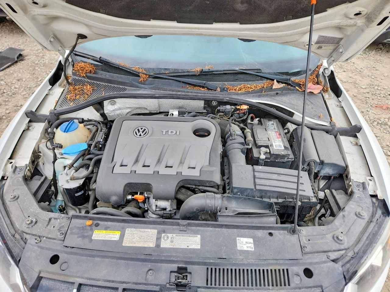 2012 VOLKSWAGEN Passat