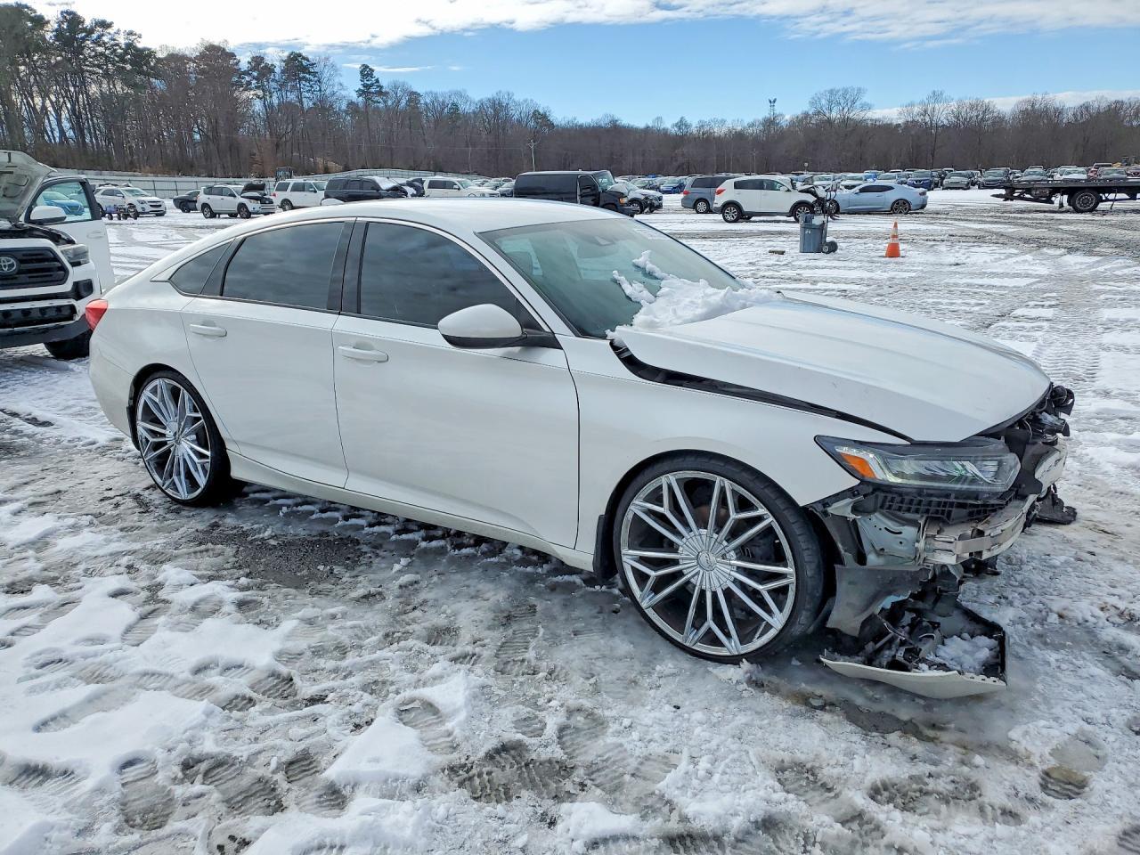 2018 HONDA ACCORD