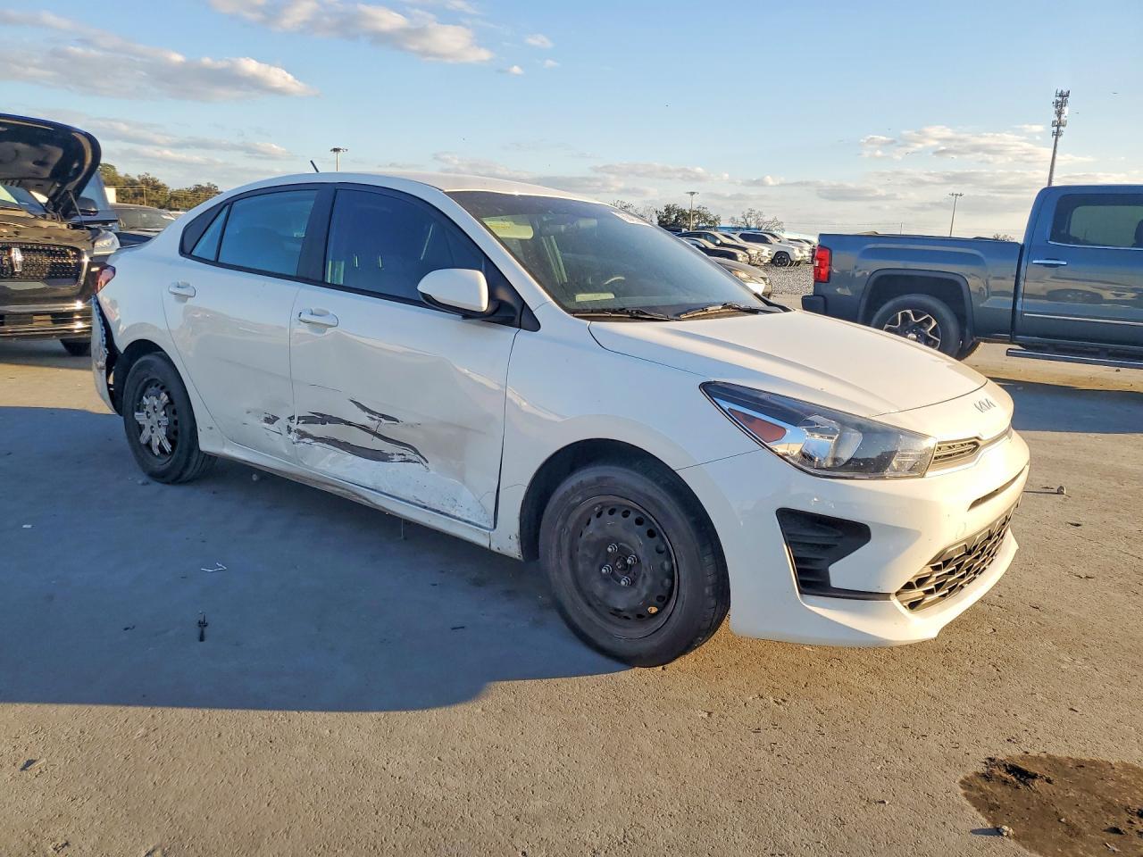 2023 KIA RIO