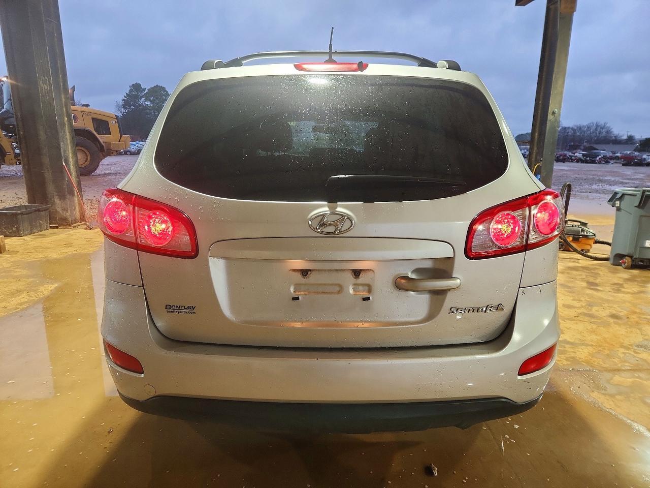 2011 HYUNDAI SANTA FE