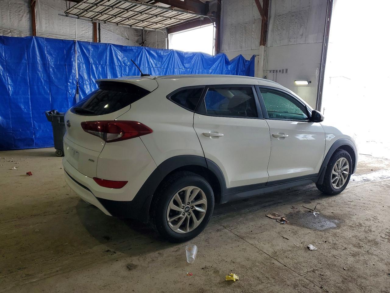 2016 HYUNDAI TUCSON
