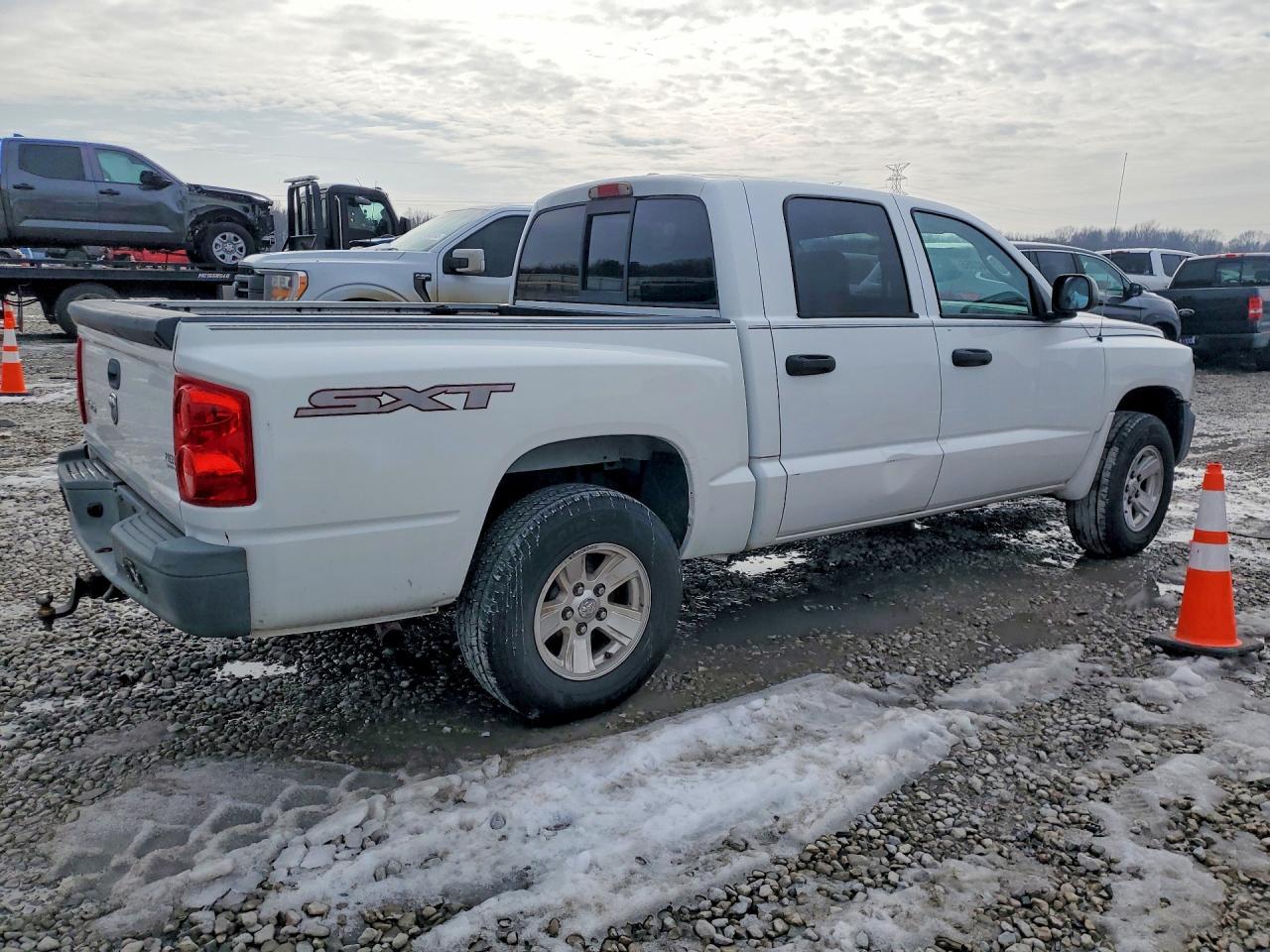 2008 DODGE Dakota