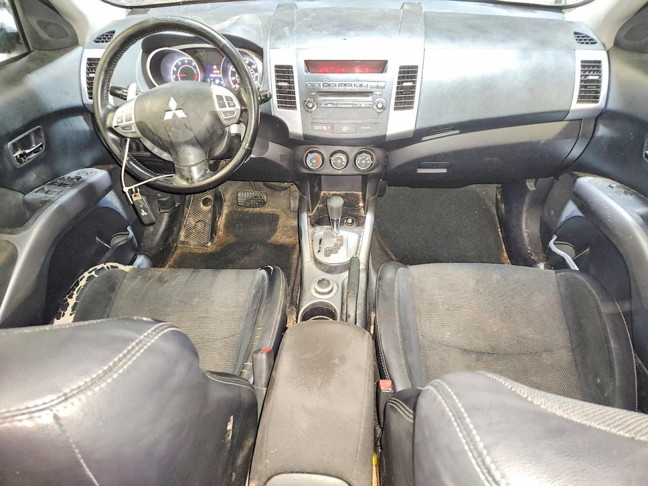 2010 MITSUBISHI outlander
