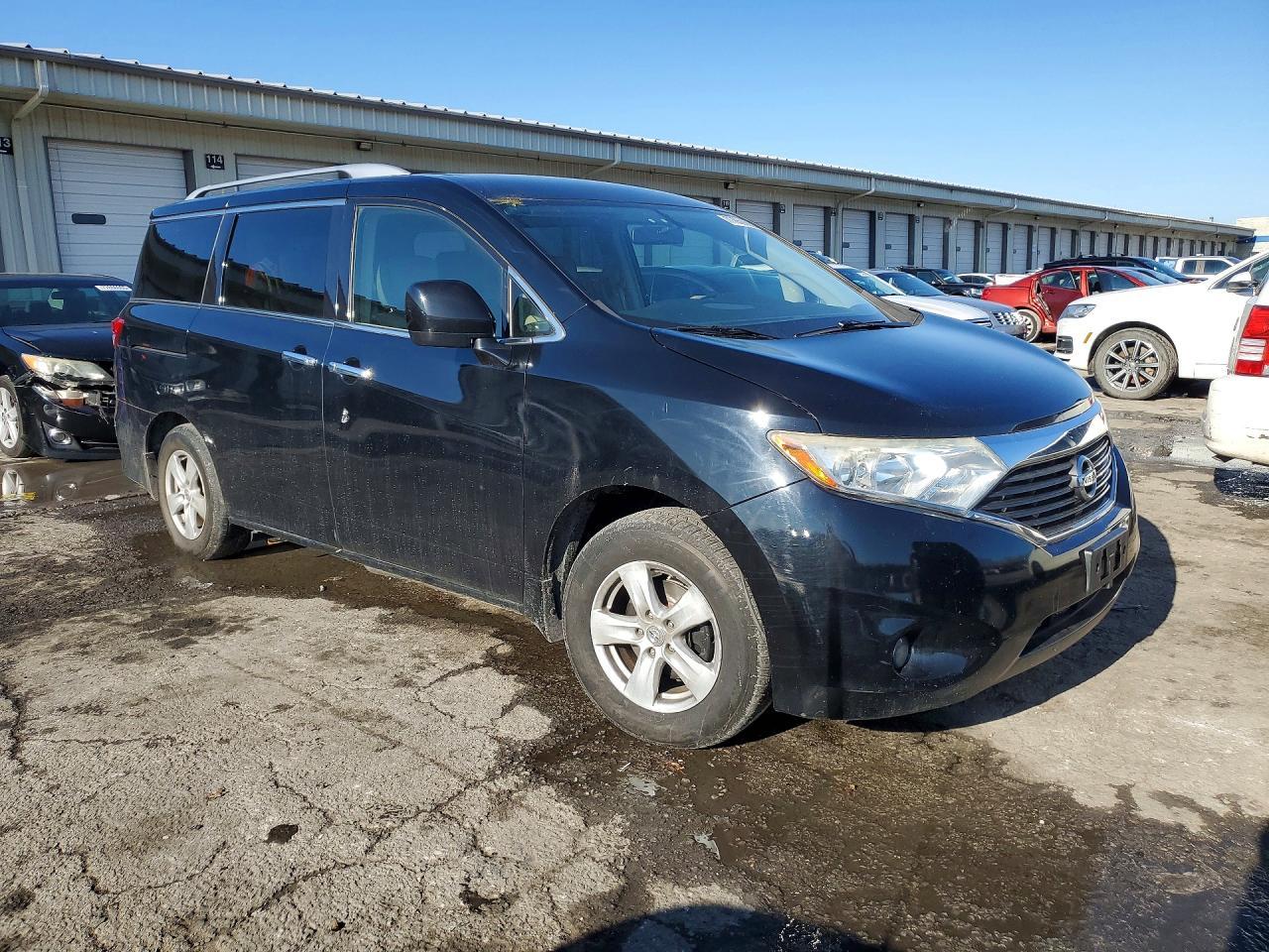 2013 NISSAN Quest