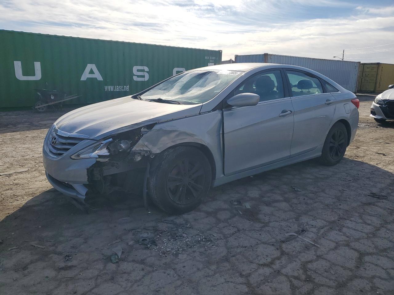 2011 HYUNDAI SONATA