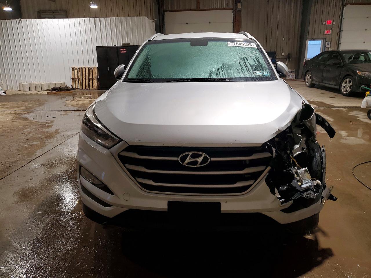 2017 HYUNDAI TUCSON