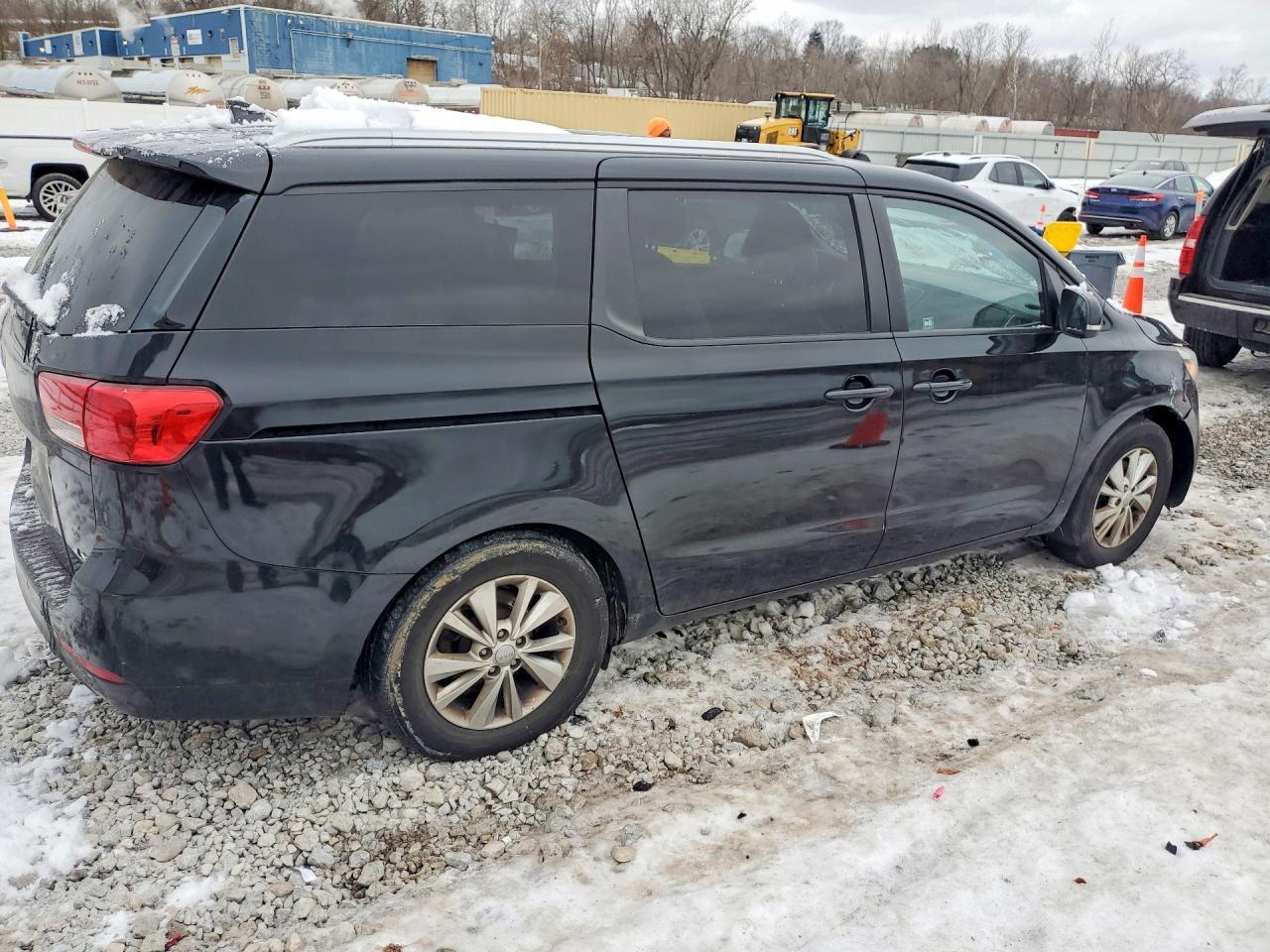 2016 KIA SEDONA