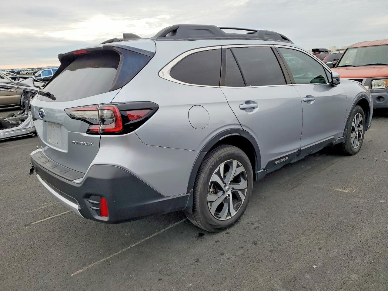2021 SUBARU Outback