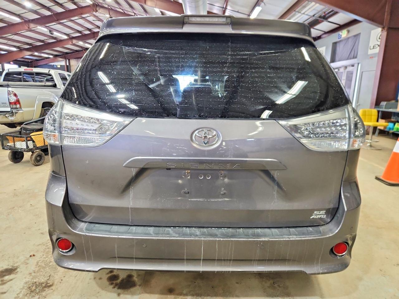 2020 TOYOTA SIENNA