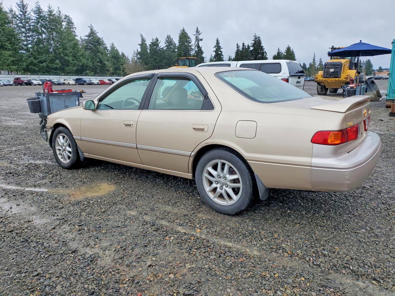 2001 TOYOTA CAMRY