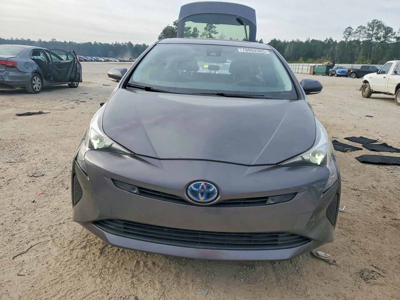 2018 TOYOTA PRIUS